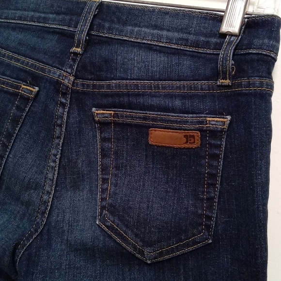 Joe's Jeans Matty Cuffed Cropped Jean W25 - Picture 5 of 9